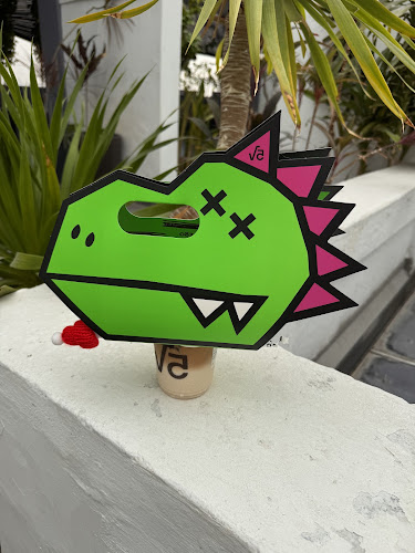 Opinii despre 5 Coffee (OFFFFive Coffee) în George Town - Gastronomi dan perhotelan