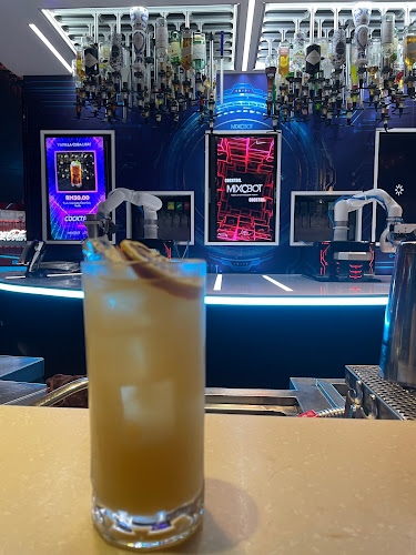 LAVO - Gastronomi dan perhotelan