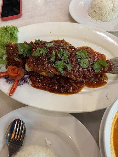 Kemunting thai seafood - Gastronomi dan perhotelan