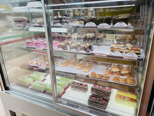 Berry's Cake House @SS2 - Gastronomi dan perhotelan