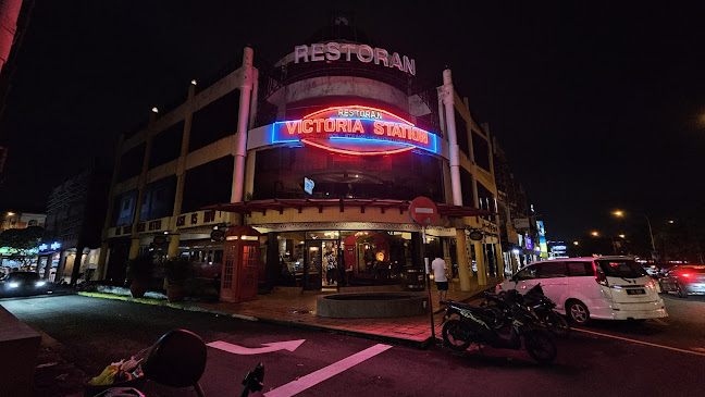 Restoran Victoria Station - Gastronomi dan perhotelan