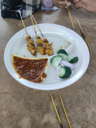 Opinii despre Pusat Makanan Lye Lye în George Town - Gastronomi dan perhotelan