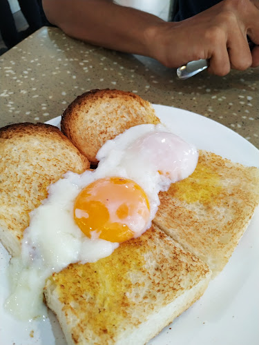 Comentarii opinii despre Q Bistro Bandar Sri Permaisuri