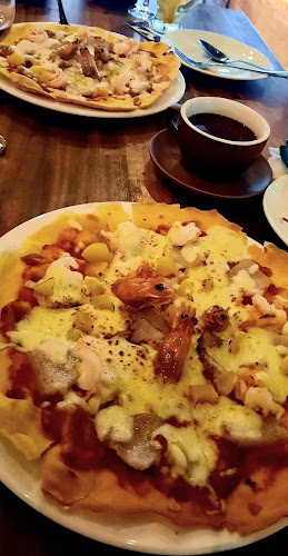 Bottoms Up Bistro & Cafe - Kuching