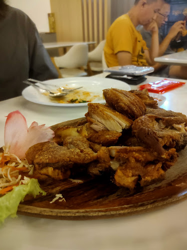 Khun De (Signature @ Gurney Paragon) - Gastronomi dan perhotelan