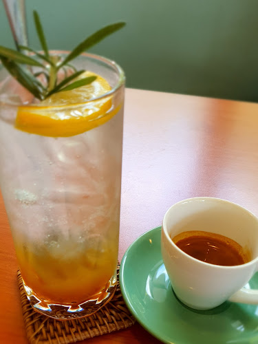 Comentarii opinii despre Mansion 28