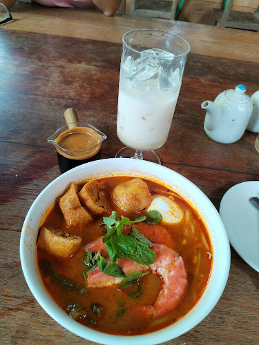 Red Mountain Sin Yoon Loong White Coffee