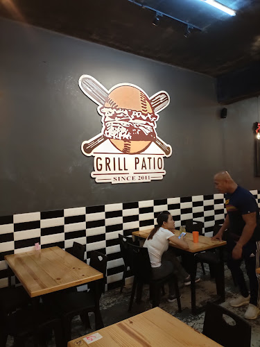 Grill Patio Menggatal Plaza - Gastronomi dan perhotelan