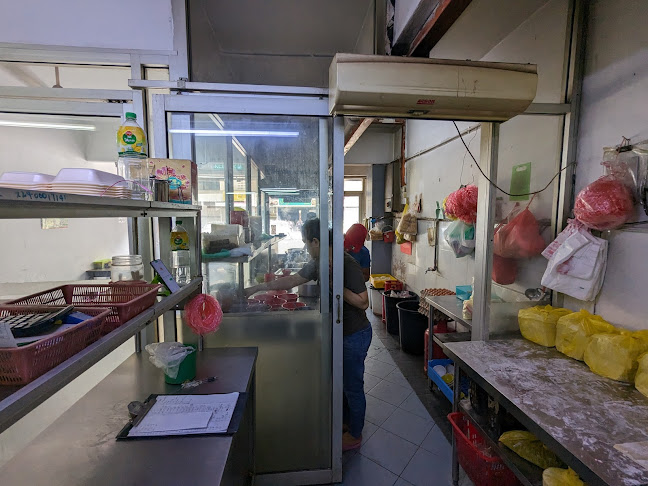 Kin Kin Restaurant - Gastronomi dan perhotelan