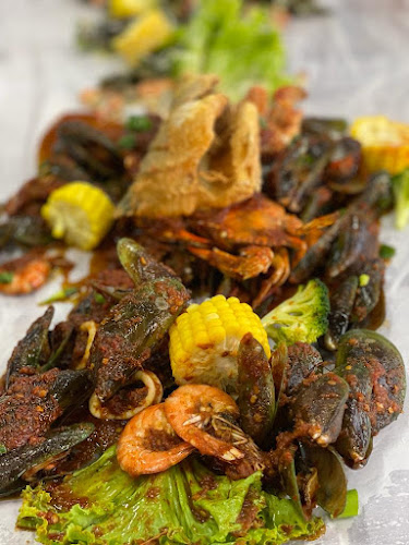 36, Jalan Sekolah, Kampung Melayu Majidee, 81100 Johor Bahru, Johor Darul Ta'zim