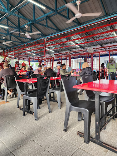 Kedai Makan Tepi Longkang