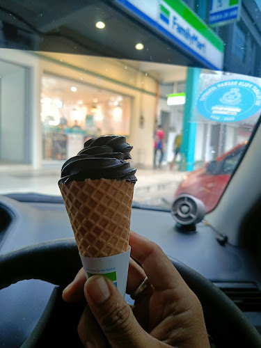 Mr credol coffee n burger, Bandar lama, 27000 Jerantut, Pahang