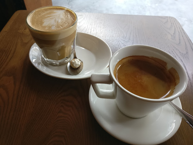 lima.tujoh Cafe & Guesthouse - Kuching