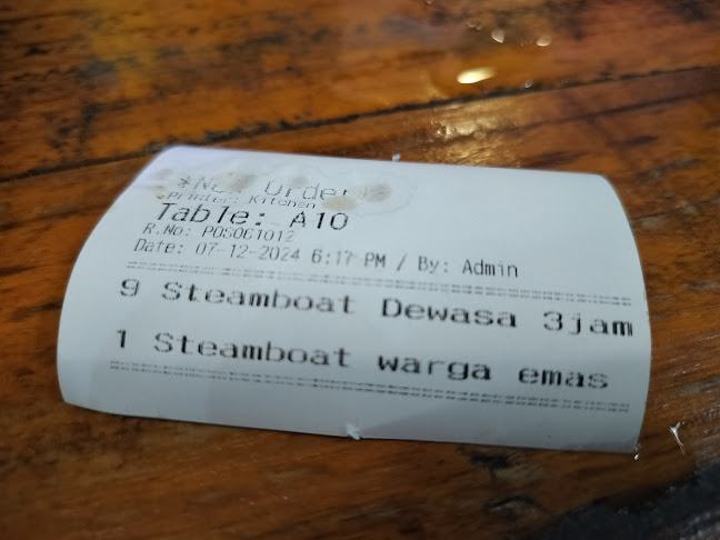 Comentarii opinii despre Penang Steamboat and Grill (The Mualaf Kopitiam)