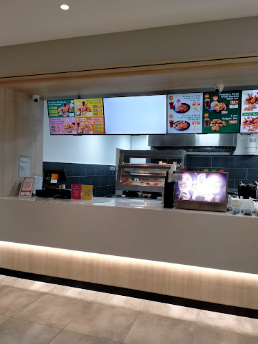 Comentarii opinii despre Nomms Pressure Fried Chicken