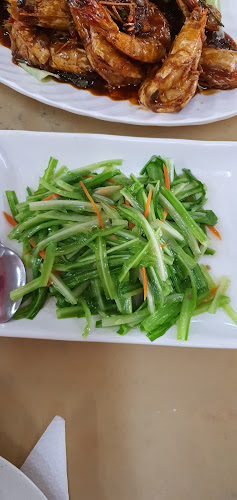 Opinii despre Uncle Ng Restaurant 皇廷囍宴海鲜酒家 în Kuala Terengganu - Gastronomi dan perhotelan