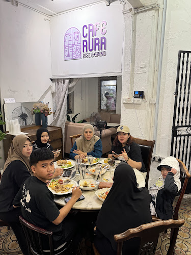 CAFE AURA RISE AND GRIND