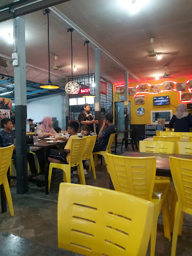 Sadiq Tomyam & Seafood