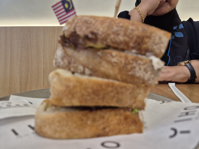 Opinii despre YI号坊 YIHO Bakehouse în Sitiawan - Gastronomi dan perhotelan