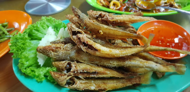 Restoran Makanan Laut Villa