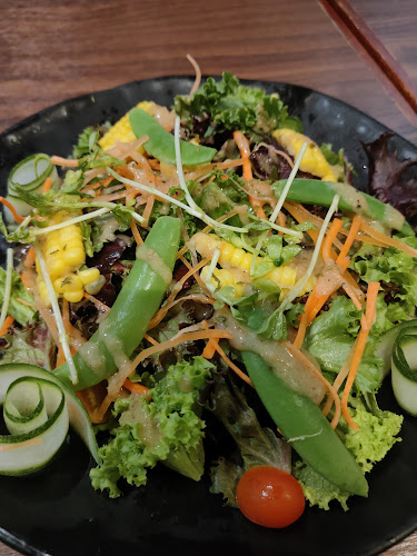 Bonzer Restaurant • Kingwood Hotel