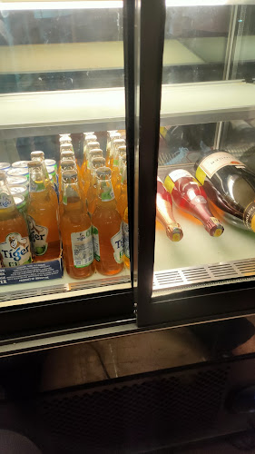 Opinii despre Deluxcious Spa & Restaurant în George Town - Gastronomi dan perhotelan