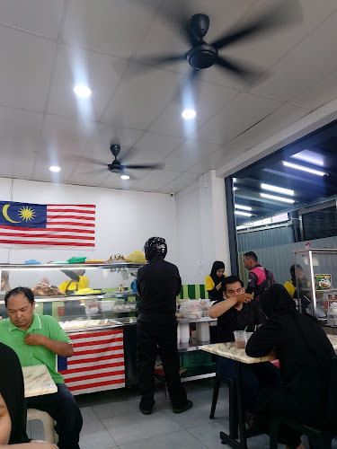 Nasi Lemak Saleha - Gastronomi dan perhotelan