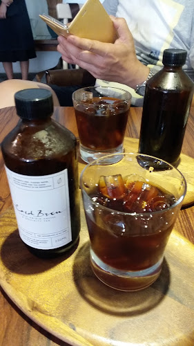 The Replacement - Lodge & Kitchen - Gastronomi dan perhotelan