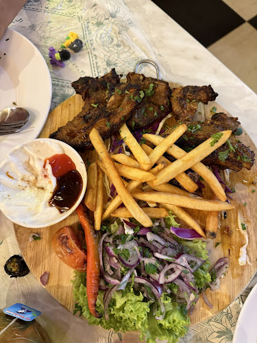 Restoran Star Hadramout - Gastronomi dan perhotelan