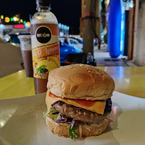 Jalan Selat, Pekan Teluk Intan, 36000 Teluk Intan, Perak