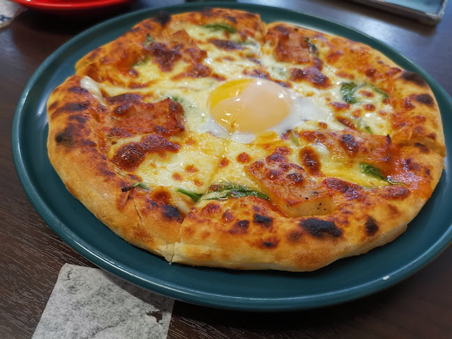Yin's Sourdough Bakery and Cafe (Penang)