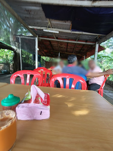 Kedai Makan Pagi (Nasi Lemak Sambal Hitam) - Gastronomi dan perhotelan