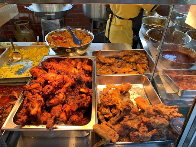 Opinii despre Sup Haji Abu & Nasi Kandar Jamal Mohamed (Bawah Pokok) (KLCC) în Kuala Lumpur - Gastronomi dan perhotelan