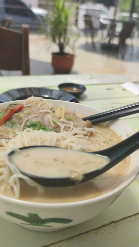 Comentarii opinii despre Woopin Kuching 湖滨鱼面