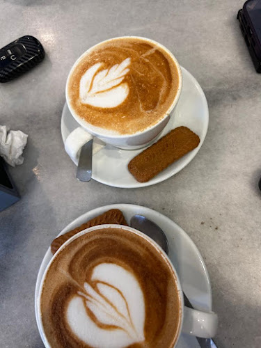 Opinii despre Cafe LifeDeli în Alor Setar - Gastronomi dan perhotelan