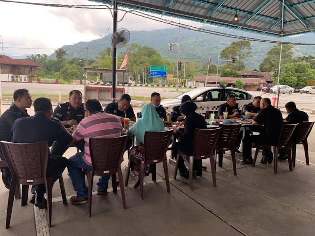 Restoran D'Inai - Gastronomi dan perhotelan