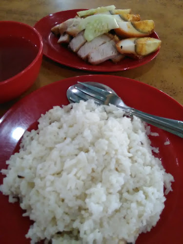 Syn Syn Food Court - Kuching