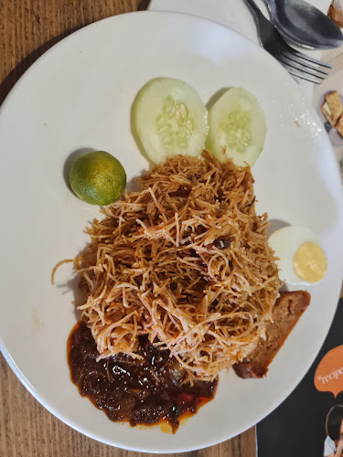 Toast ‘N’ Toast Taman Perling - Gastronomi dan perhotelan