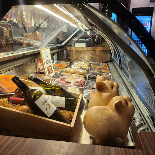 Mision | The Deli Shop - Gastronomi dan perhotelan