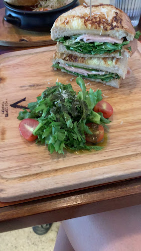 Comentarii opinii despre SWELL by Vamos