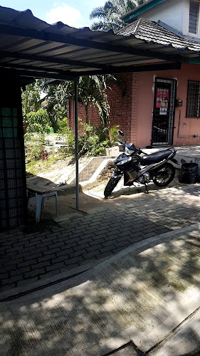 Medan Selera Taman Desa Keramat (AU2C)