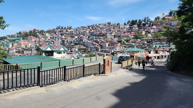 Comentarii opinii despre Kompleks Makanan Medan Renong Padang Kota Lama