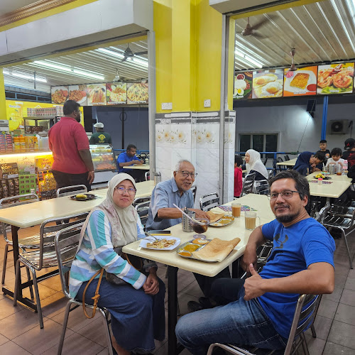 RESTORAN KARI KEPALA IKAN DEEN - Kampung Kepayang