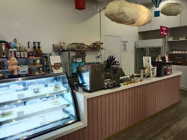 Bear Factory Cafe Kota Kinabalu - Gastronomi dan perhotelan