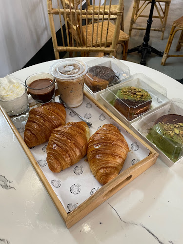 Comentarii opinii despre Daughter Bakes