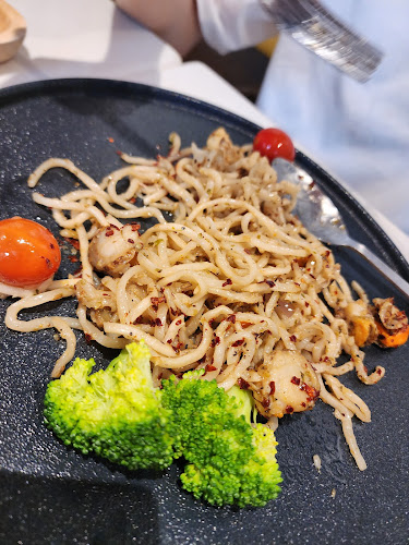 Opinii despre OldTown White Coffee Experience Centre în Ipoh - Gastronomi dan perhotelan