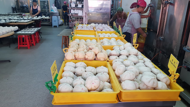 Klang Food Centre (Handmade Pau)