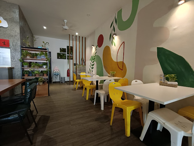 Eggxcite Cafe - Melaka