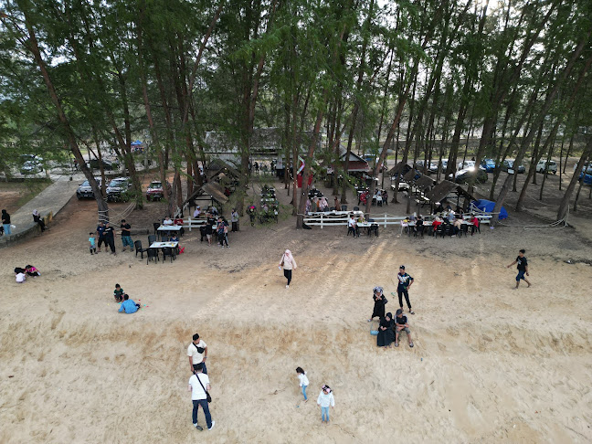 RJ42+53, 22200 Kampung Raja, Terengganu