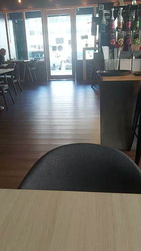 Opinii despre Inver Cafe în Miri - Gastronomi dan perhotelan